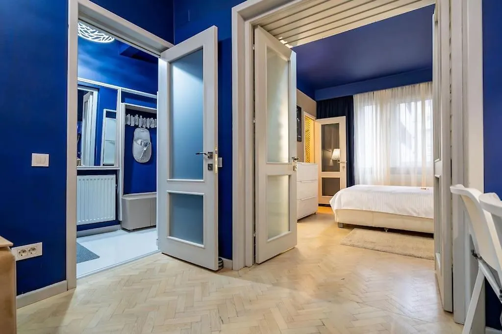 Modern - Central Apartment Bucharest