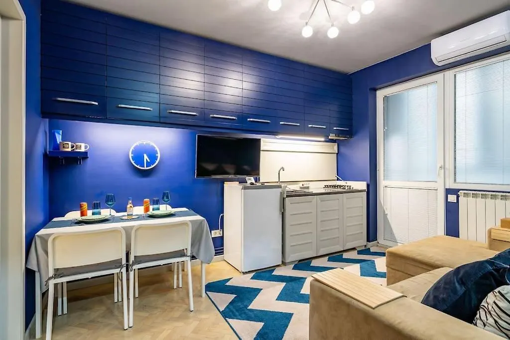 Modern - Central Apartment Bucharest